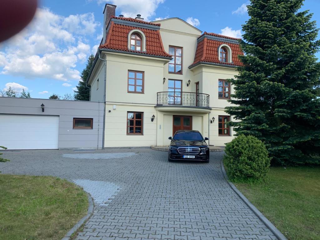 Dogs Resort And Spa Horni Bezdekov Bagian luar foto